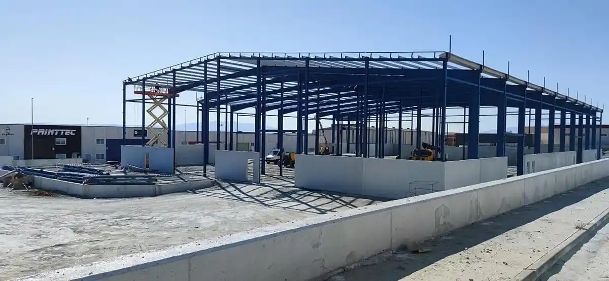 Construcción y Mantenimiento de Naves Industriales | Vartemex Remodelación y Construcción